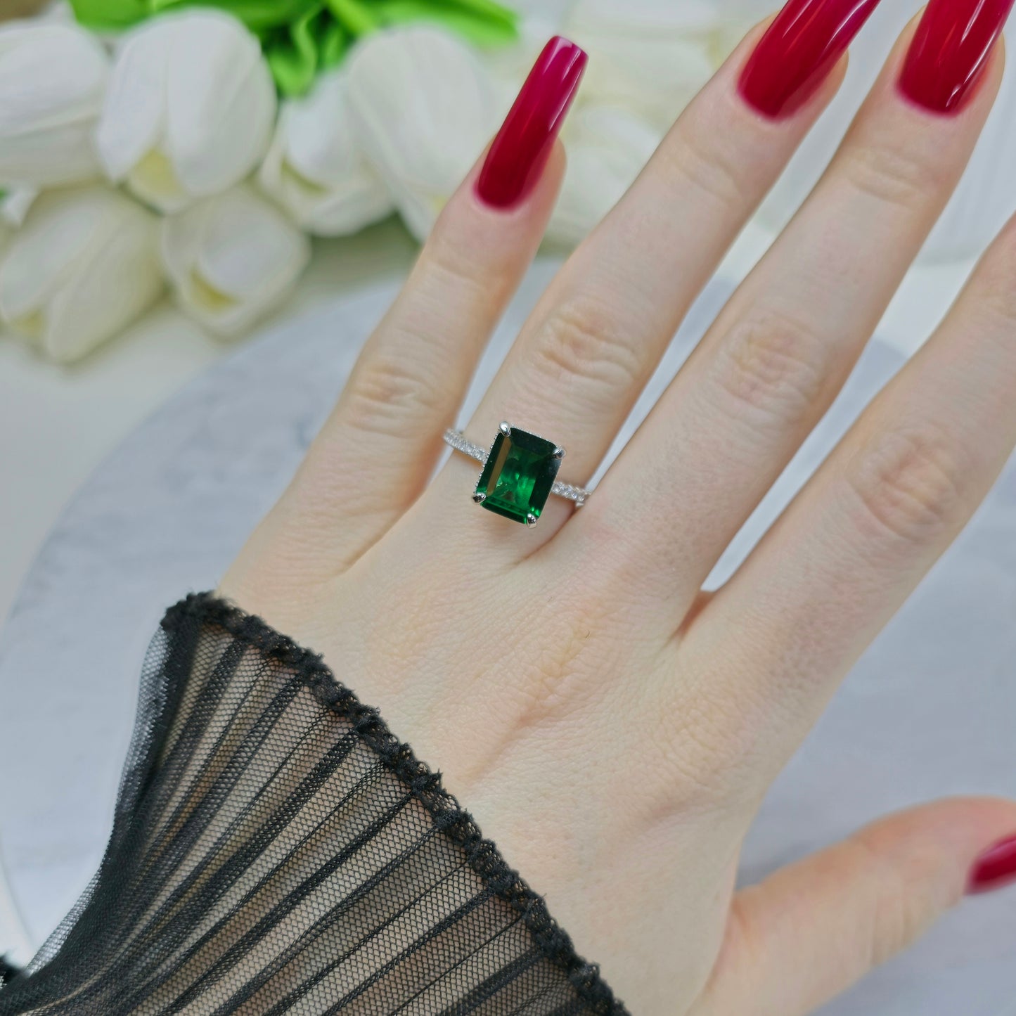 Emerald Enchantment Ring S925 